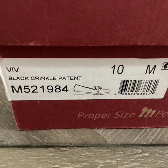 Munro Viv Lug Loafer, size 10 - Picture 7 of 11